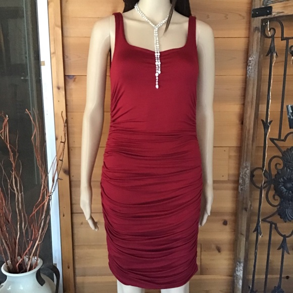 Sale CABERNET COLOR MIDI DRESS WITH SIDE RUSHING - Picture 3 of 9